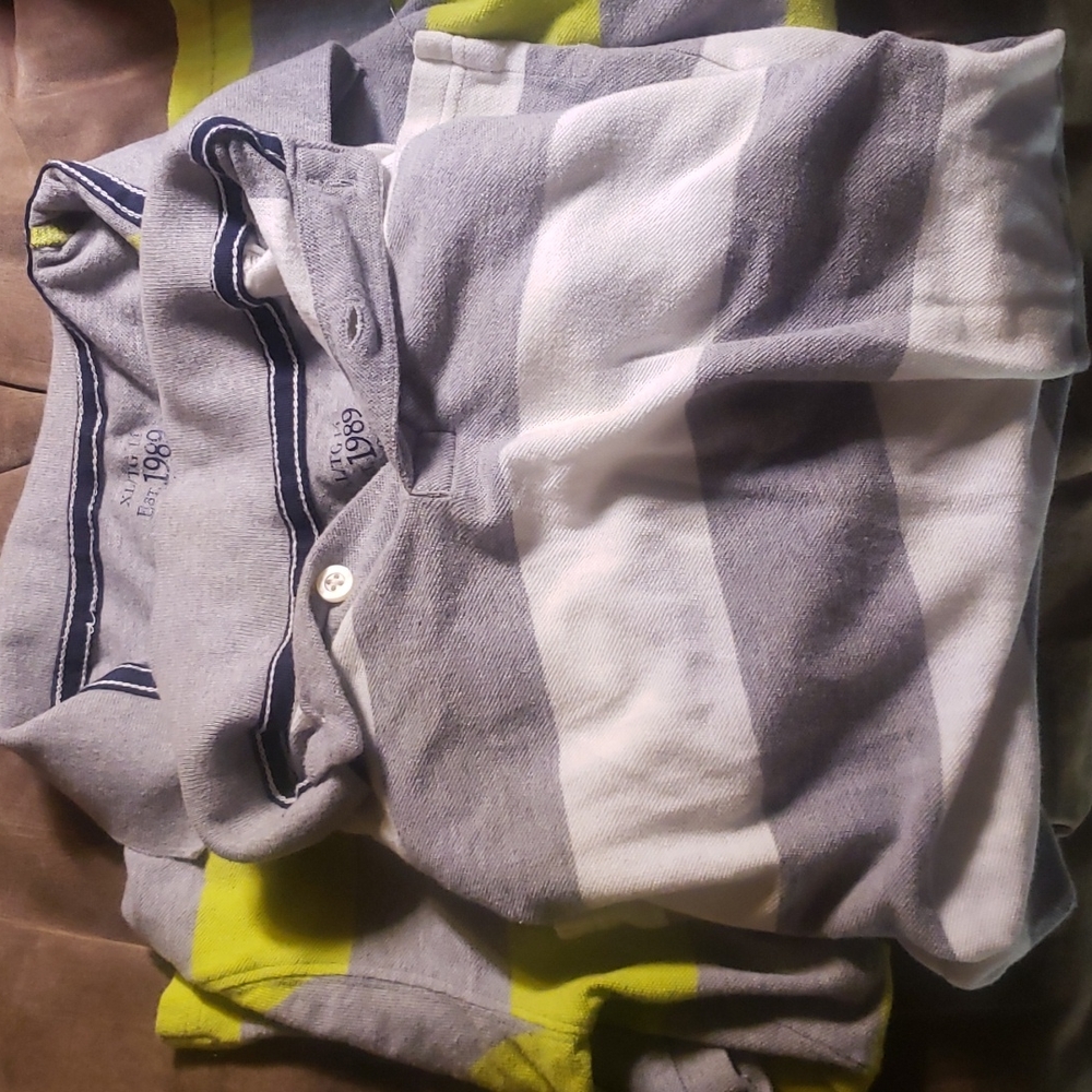Polos